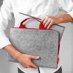 FELT LAPTOP COVER RED HANDLE