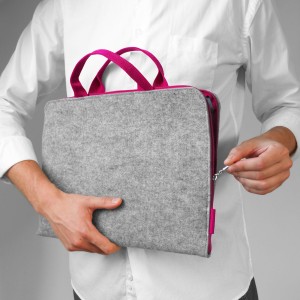 FELT LAPTOP COVER PINK HANDLE