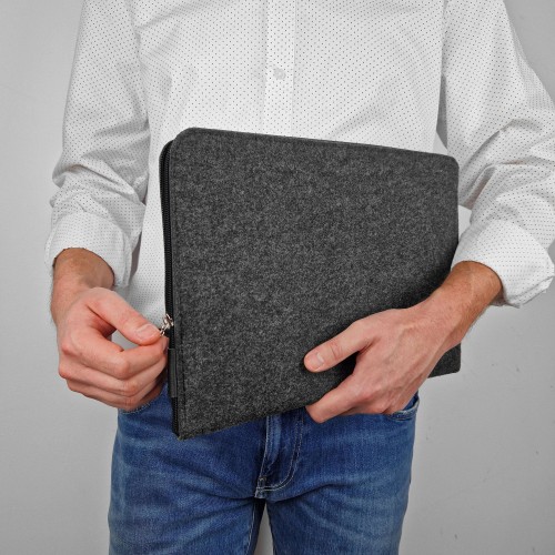 dark grey felt laptop sleeve mac cover black zipper macbook case