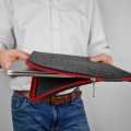 grafitowe etui na laptopa czerwony zamek pokrowiec filcowy MacBook pro 16