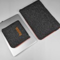 personalizowane etui na laptopa grafitowy filc pomarańczowy zamek pokrowiec macbook kieszonka 13 cali